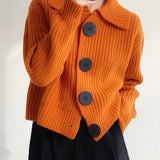 Zita™ - Elegáns Kötött Gombos Pulóver Gallérral