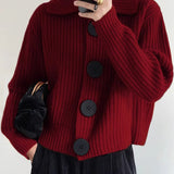 Zita™ - Elegáns Kötött Gombos Pulóver Gallérral