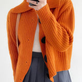 Zita™ - Elegáns Kötött Gombos Pulóver Gallérral